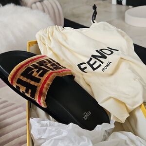 Auth.FendiSlideSandal velvet womens F.F.size 35 with dust bags